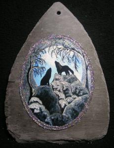Two Howling Wolves Slate